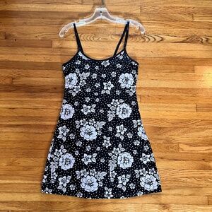 Women's Black & White Floral on black w/white polka dots Cami Sleep dress Size M
